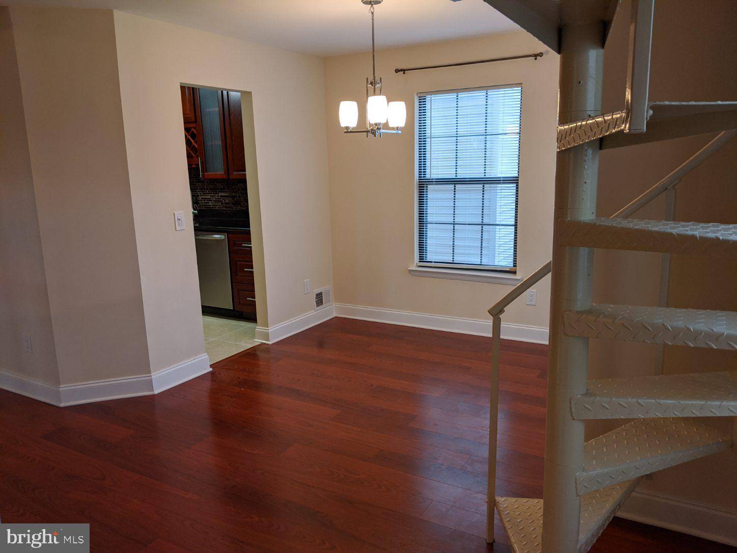 Jackson, NJ 08527,94 AZALEA CIR