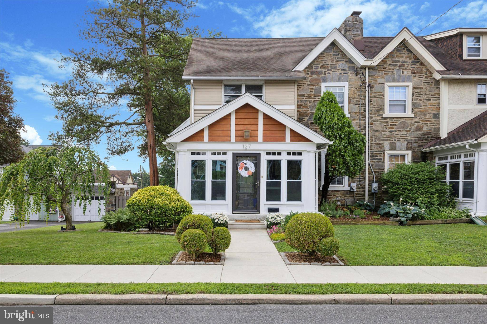 127 CRESTVIEW RD, Upper Darby, PA 19082