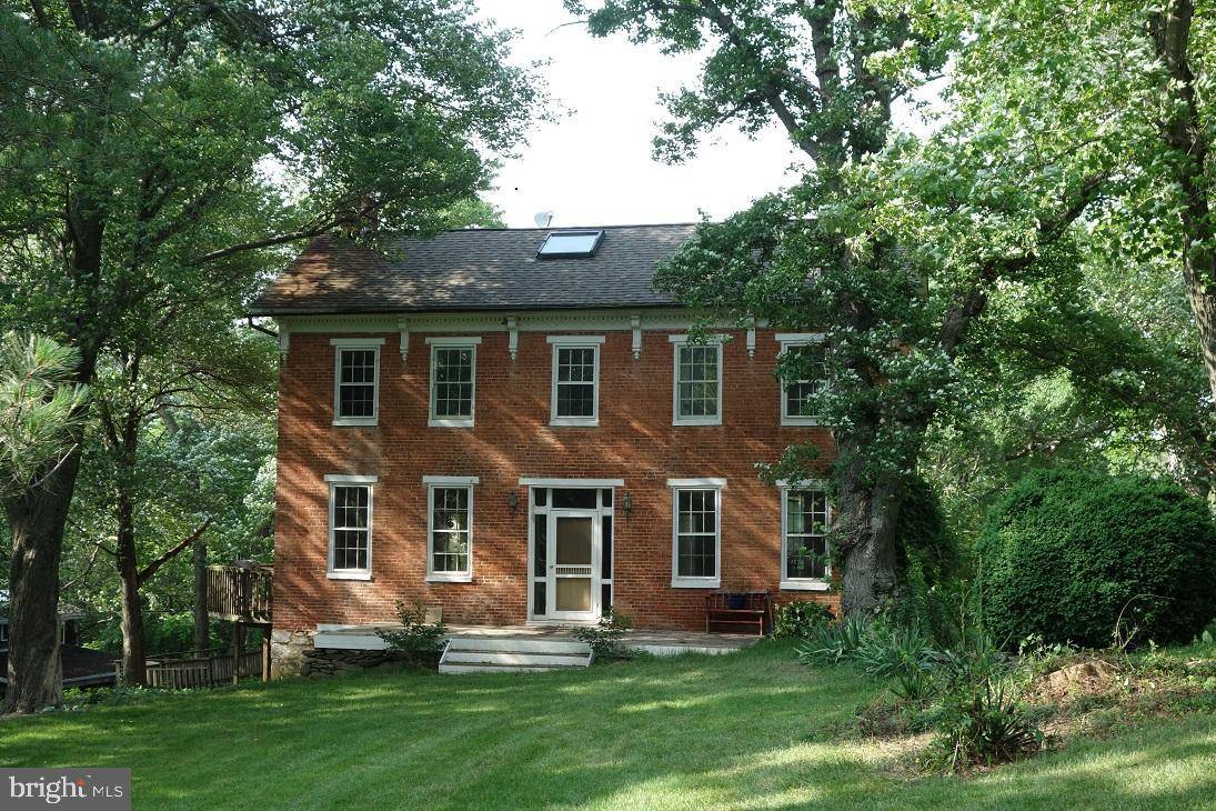 Ijamsville, MD 21754