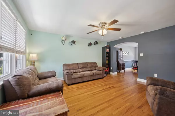 Upper Darby, PA 19082,81 S HARWOOD AVE