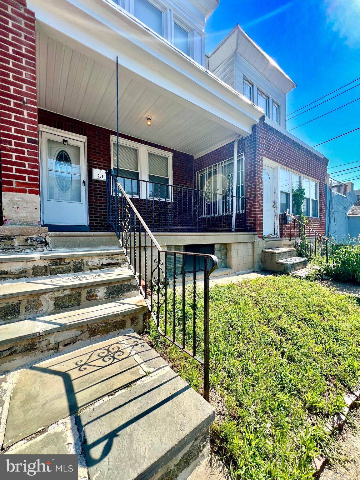 Philadelphia, PA 19120,203 LINTON ST
