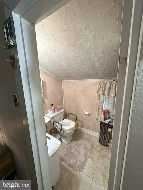 Seven Valleys, PA 17360,72 OAK ST