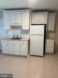 Gibbstown, NJ 08027,405 B W BROAD ST