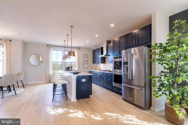 Ashburn, VA 20147,19754 MISTY MOSS SQ #A