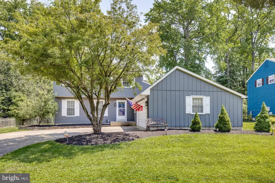 750 CORNWALLIS DR, Mount Laurel, NJ 08054