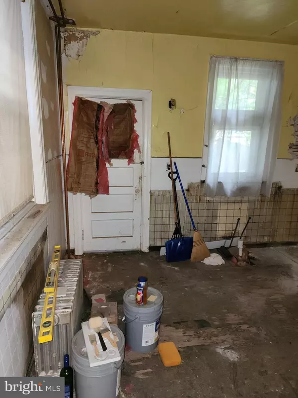 Philadelphia, PA 19151,1618 N 59TH ST