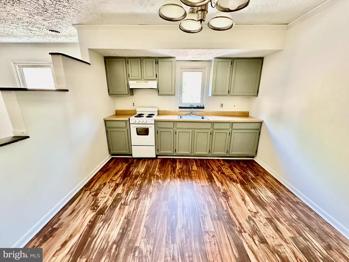 Wilmington, DE 19802,110 E 40TH ST #2