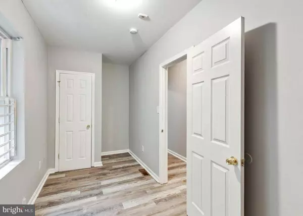 Philadelphia, PA 19121,1711 N GRATZ ST