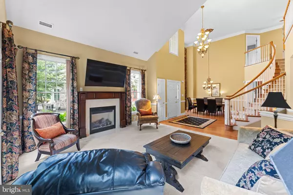 Holland, PA 18966,231 SYDNEY RD