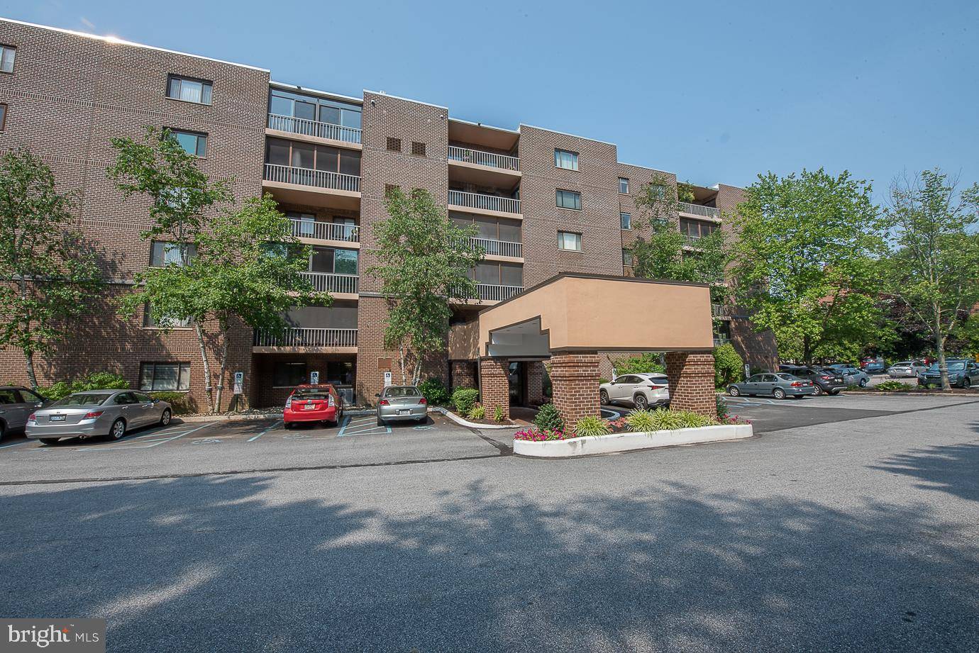 Wynnewood, PA 19096,1219 W WYNNEWOOD RD #307