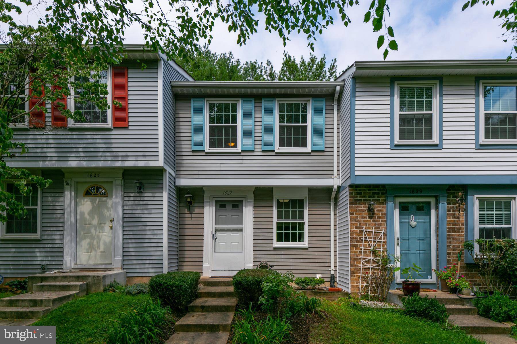 1627 PURPLE SAGE DR, Reston, VA 20194