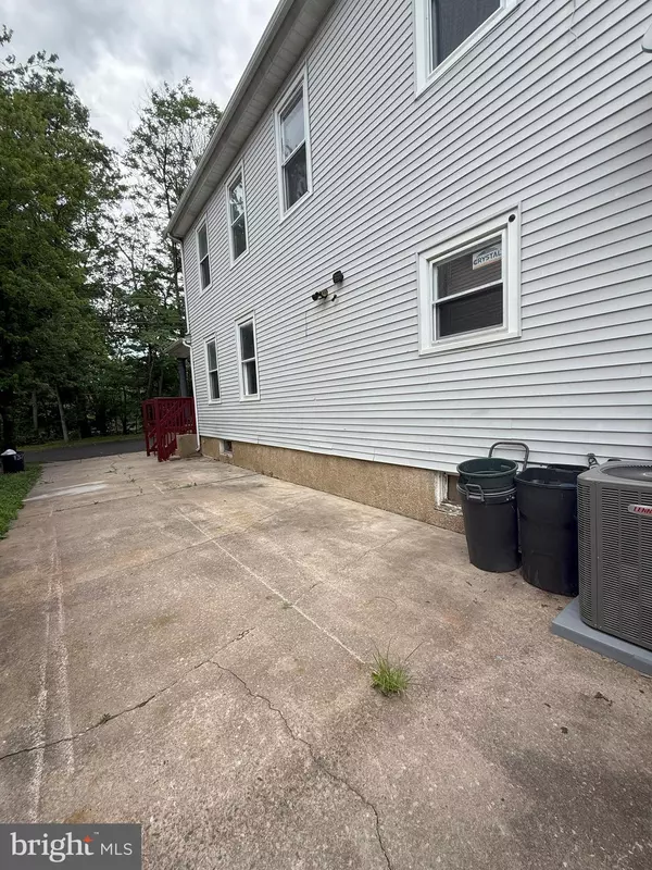 Woodbury, NJ 08096,42 LAUREL ST