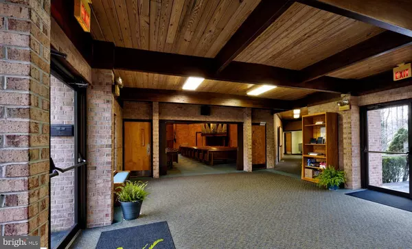 Springfield, VA 22151,5610 INVERCHAPEL RD