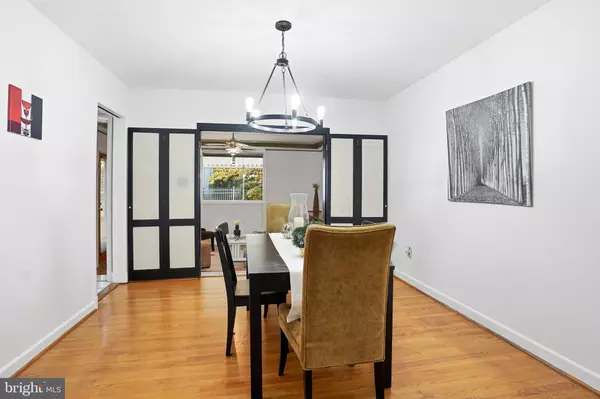 Chevy Chase, MD 20815,9016 LEVELLE DR