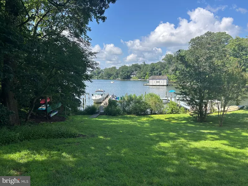 2660 GREENBRIAR LN ##B, Annapolis, MD 21401