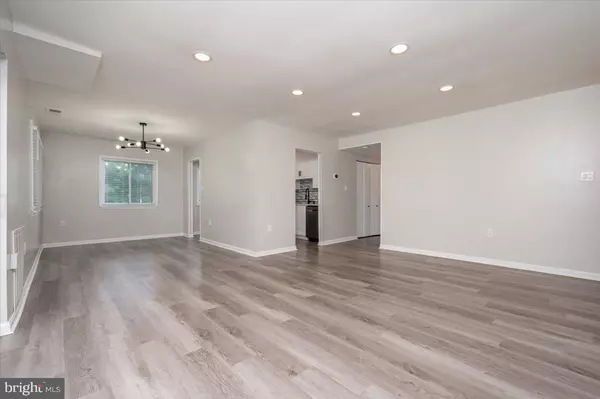 Glen Burnie, MD 21060,354 GATEWATER CT #D