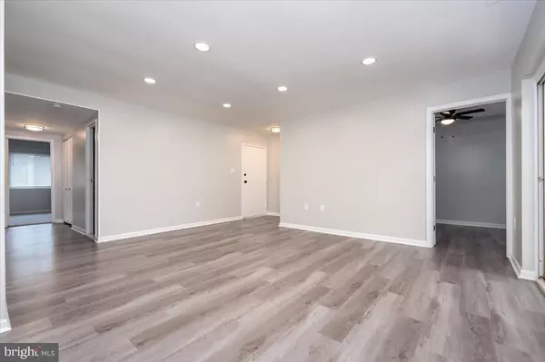 Glen Burnie, MD 21060,354 GATEWATER CT #D