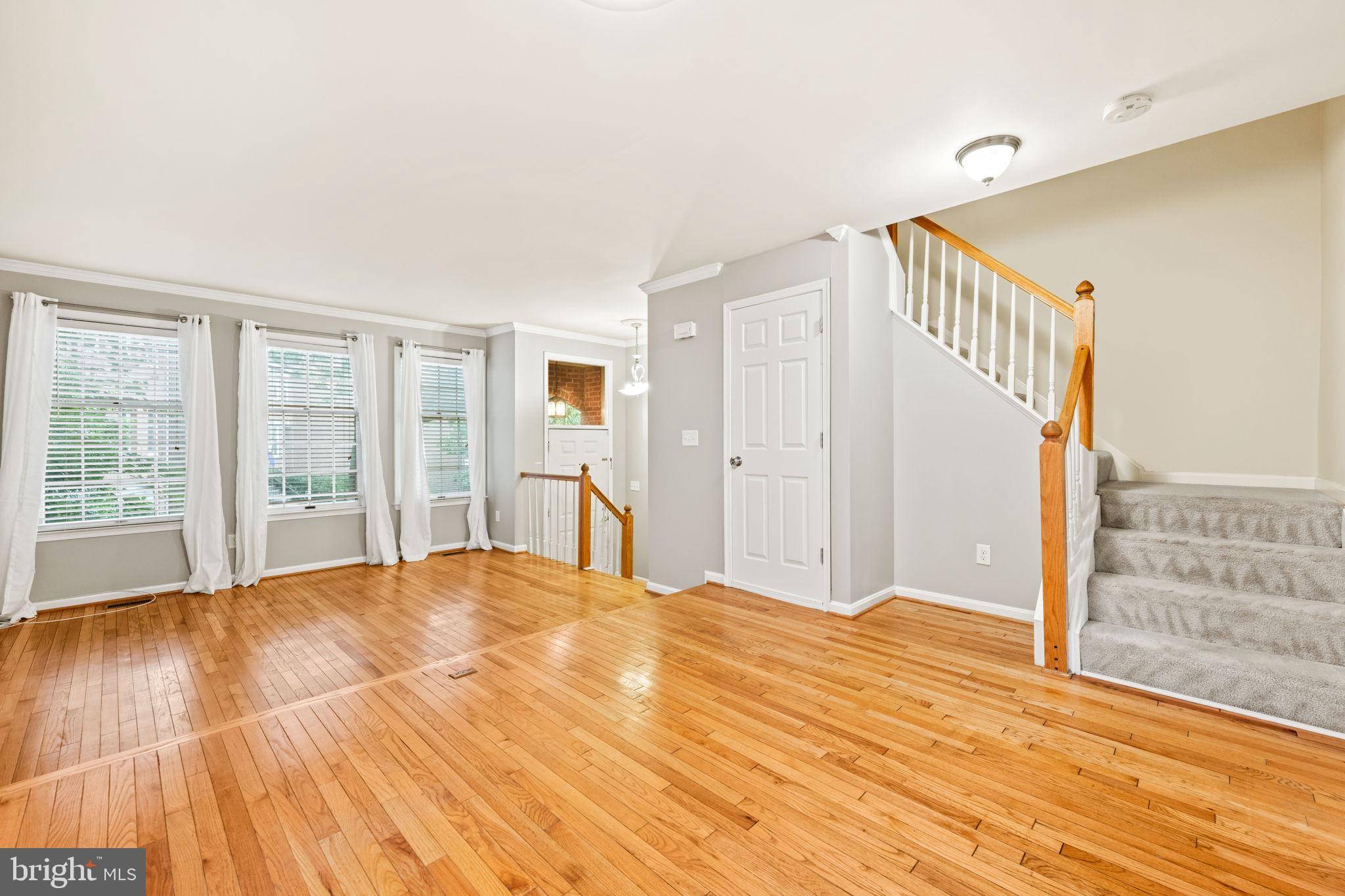 Alexandria, VA 22310,6192 DARLEON PL