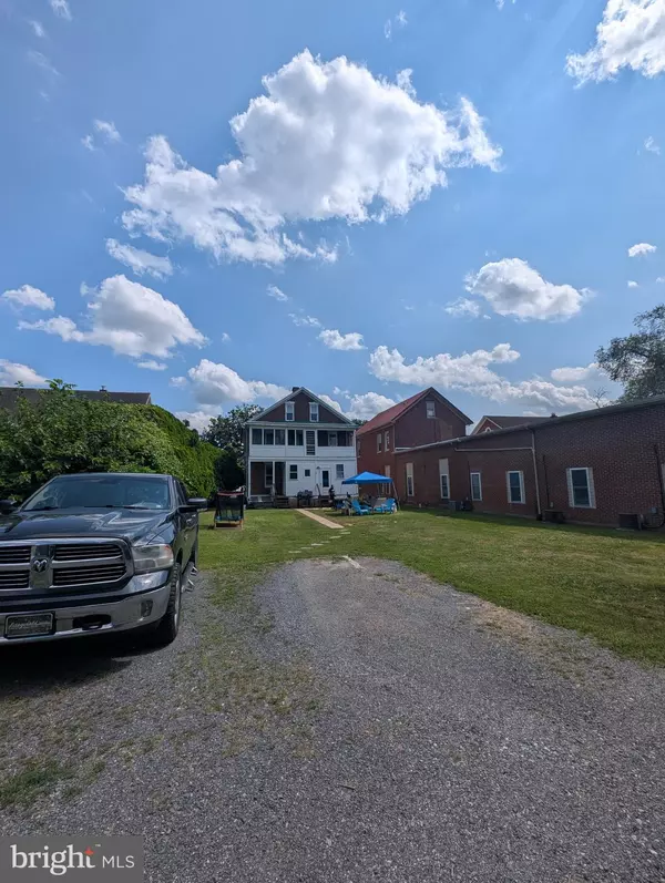 Biglerville, PA 17307,98 E YORK ST