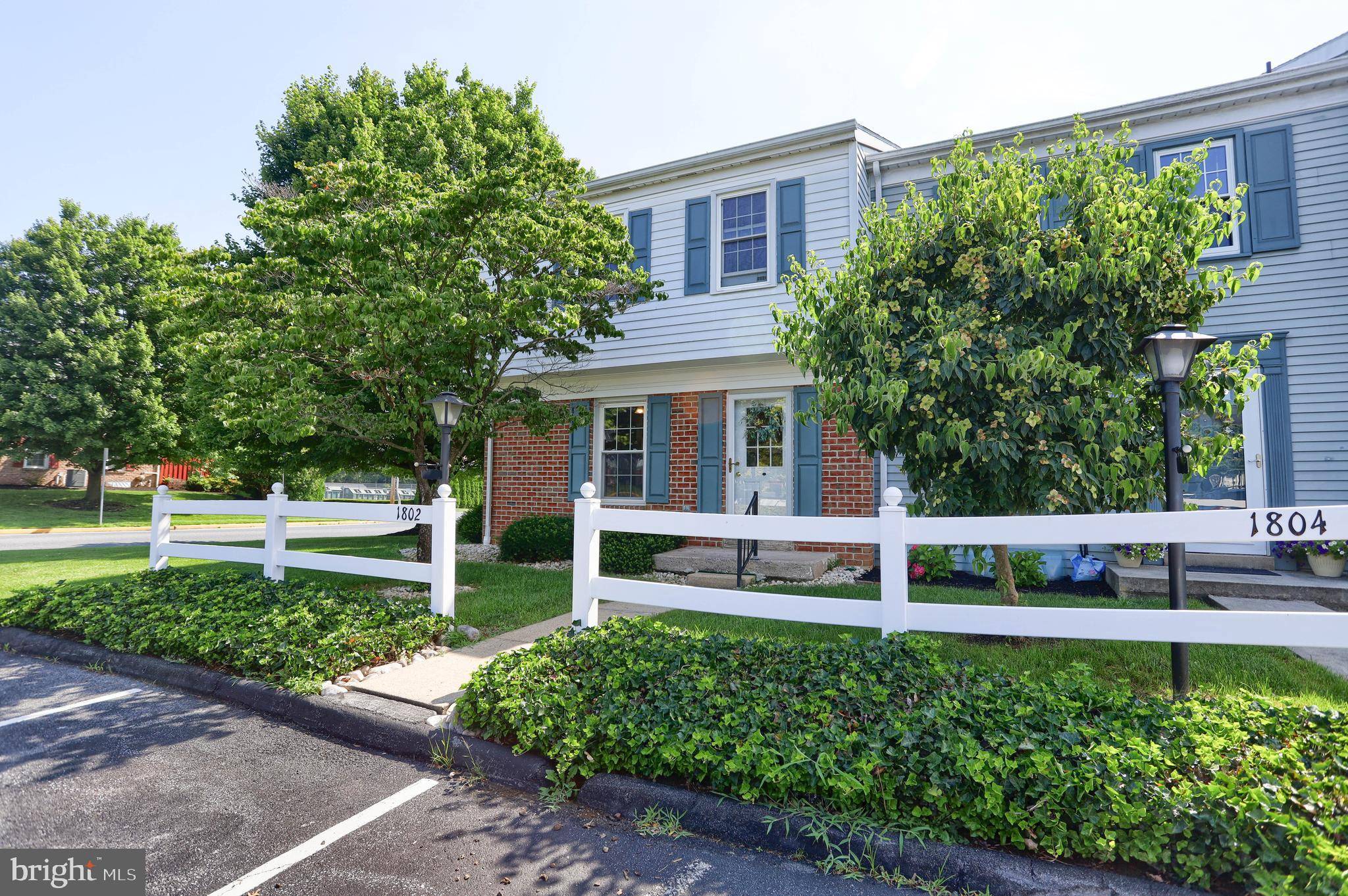 1802 CARLTON DR, Lebanon, PA 17042