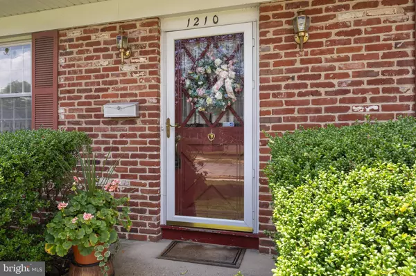 Cherry Hill, NJ 08034,1210 WINSTON WAY