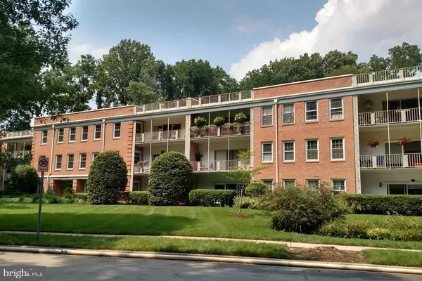 3535 CHEVY CHASE LAKE DR #210, Chevy Chase, MD 20815