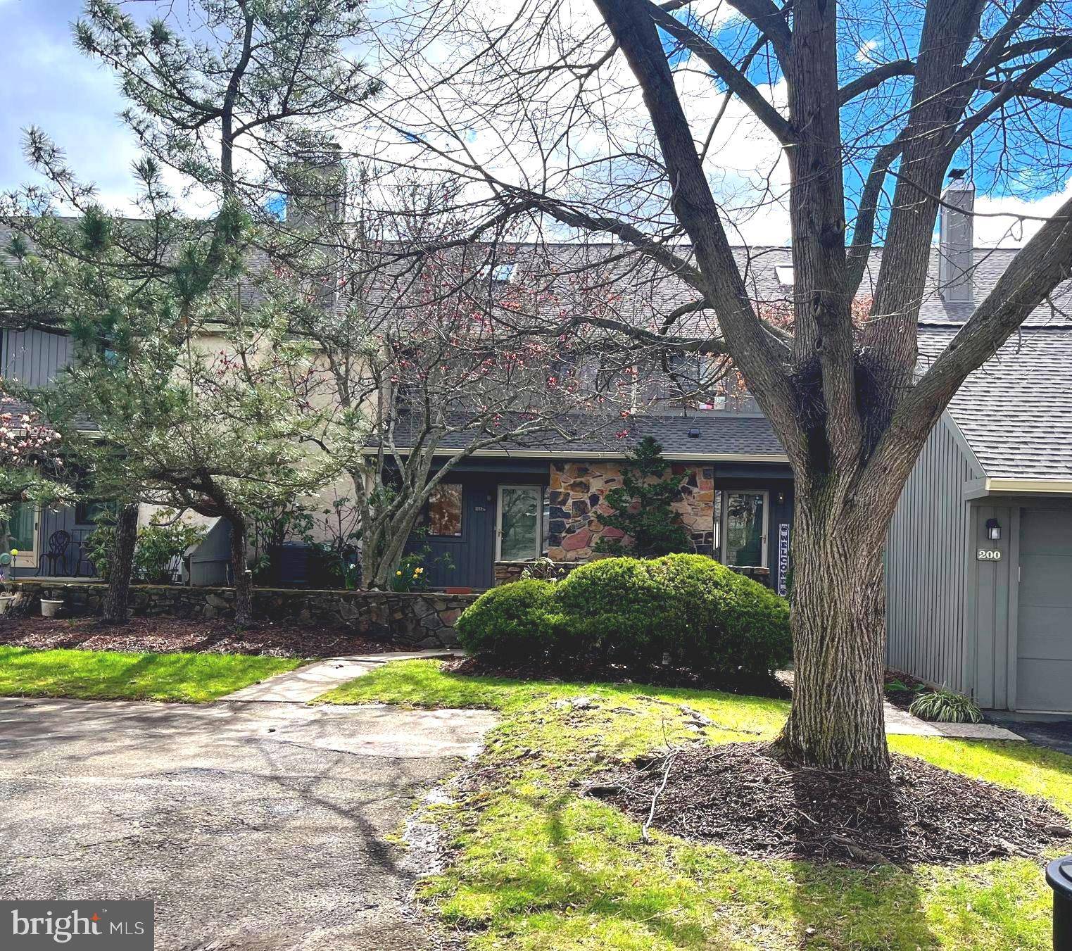 204 CLOVER HILL CT, Yardley, PA 19067