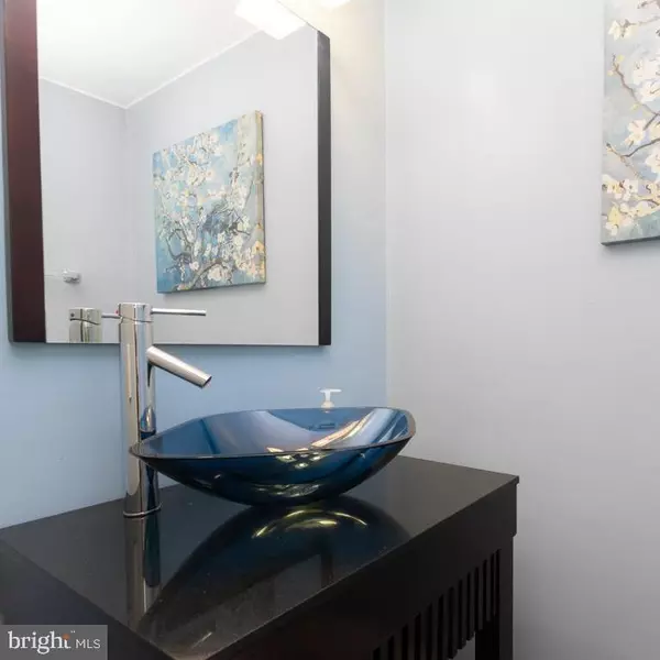 District Heights, MD 20747,6006 S HIL MAR CIR