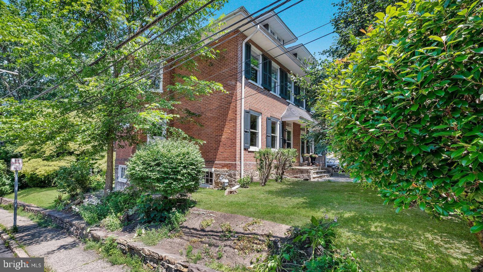 Doylestown, PA 18901,143 MECHANICS ST