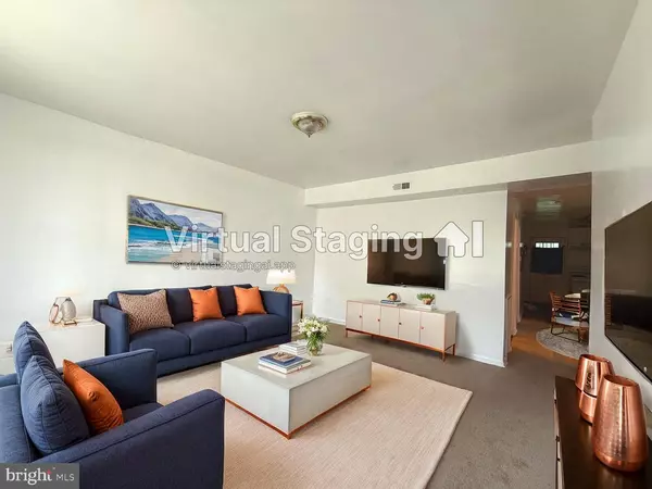 Washington, DC 20019,5313 ASTOR PL SE #1