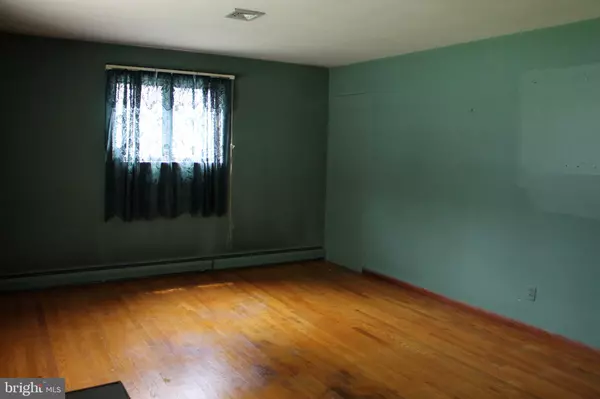 Coopersburg, PA 18036,71 E STATION AVE
