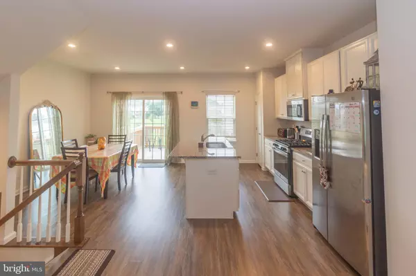 Cinnaminson, NJ 08077,121 NATHAN DR