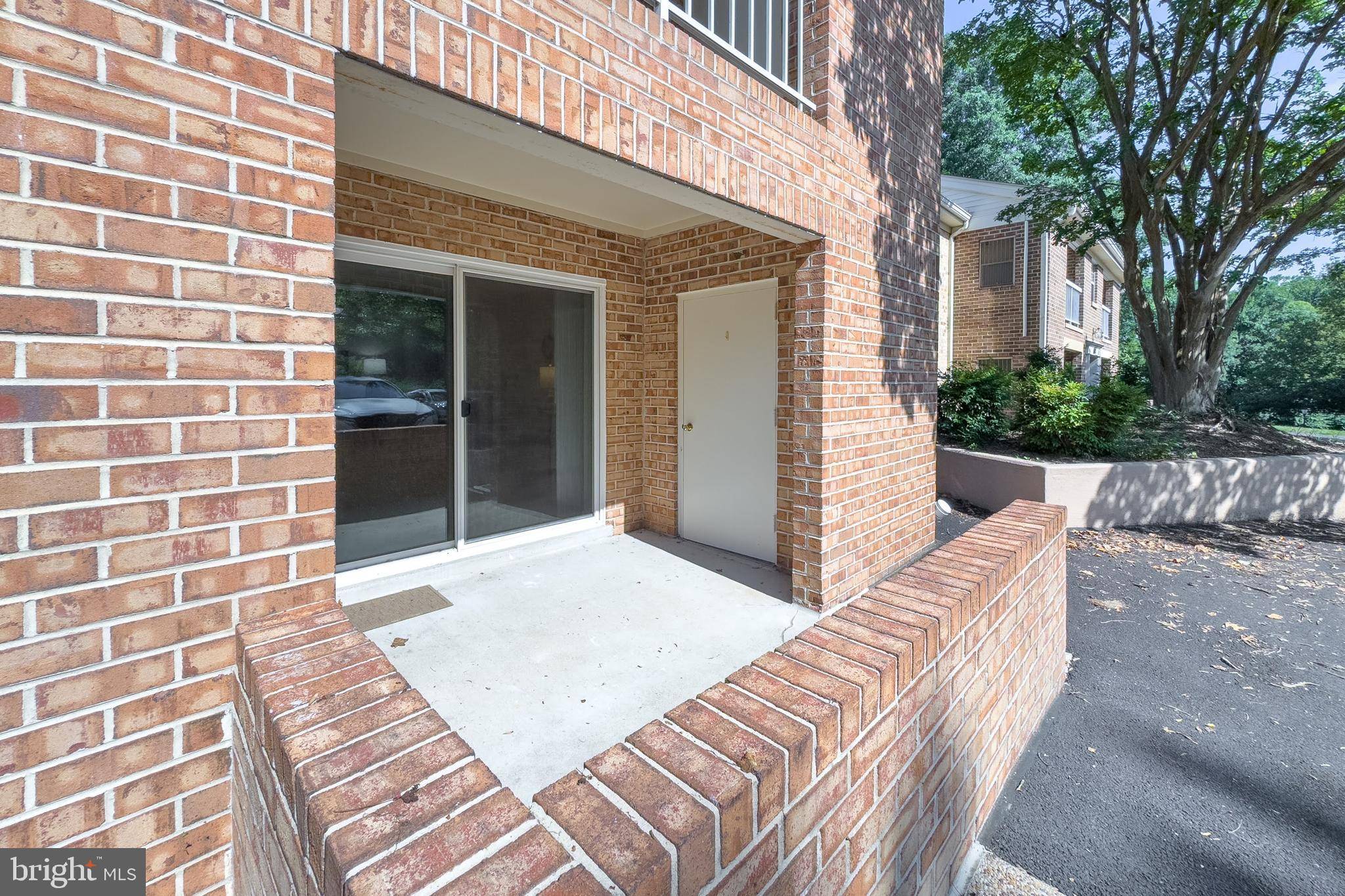 Burke, VA 22015,5835 COVE LANDING RD #204