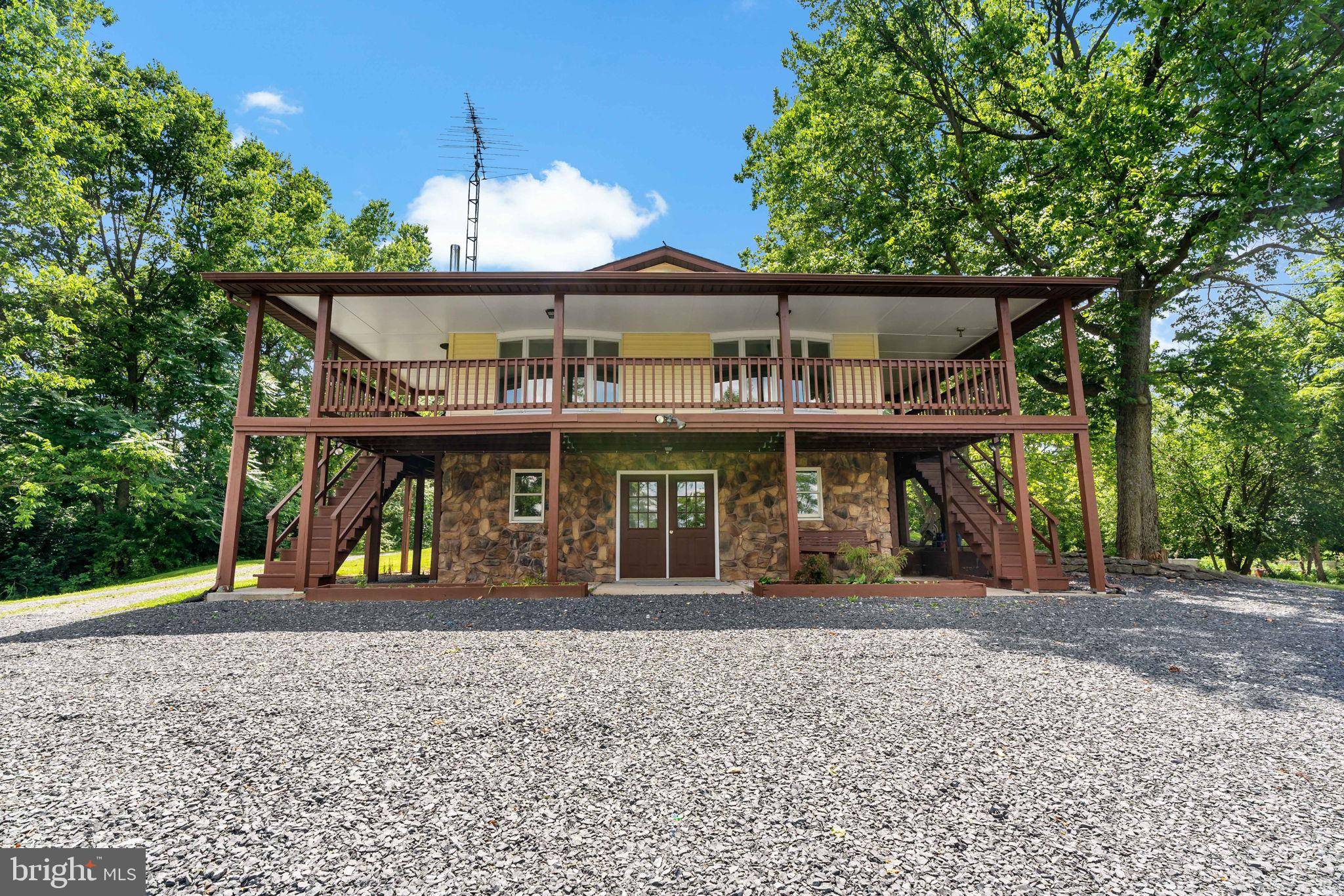 Martinsburg, WV 25403,244 PITZERS CHAPEL RD