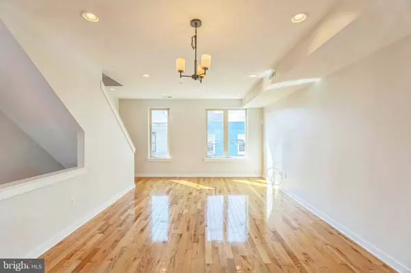 Philadelphia, PA 19125,2664 COLLINS ST