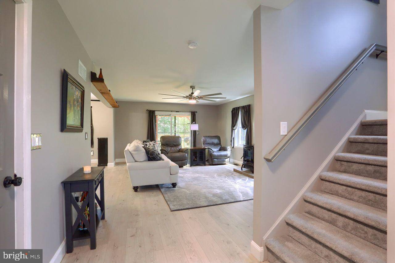 Mechanicsburg, PA 17050,4 SMILEY DR