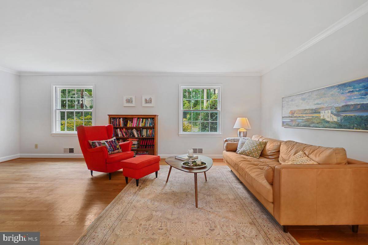 Bethesda, MD 20817,5707 ENGLISH CT
