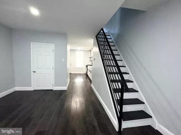 1546 S BAILEY ST, Philadelphia, PA 19146