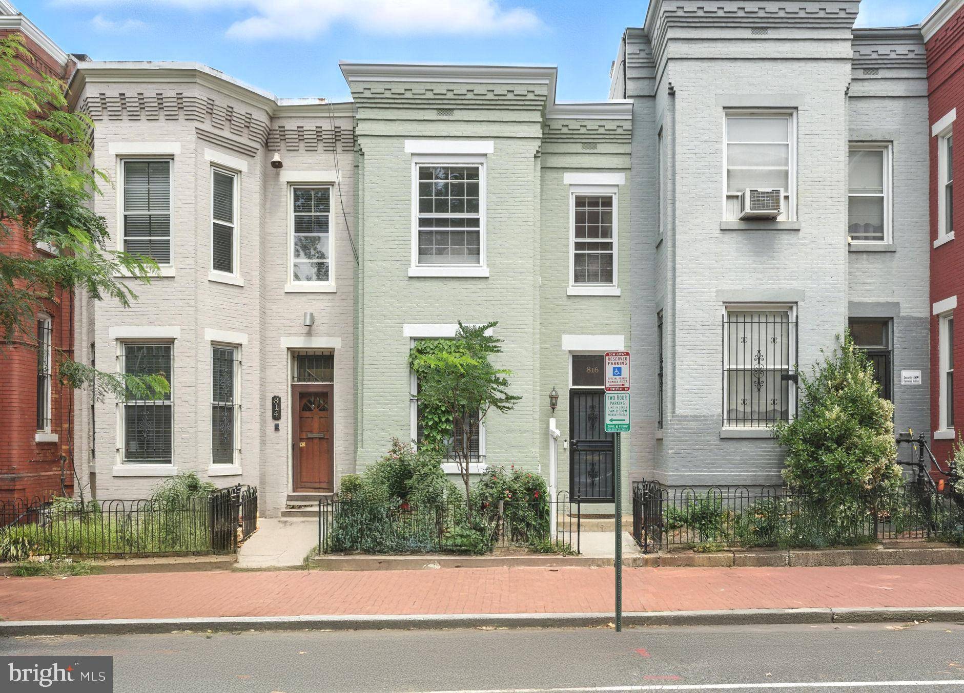 816 D ST NE, Washington, DC 20002