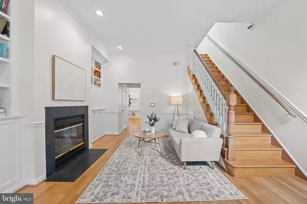 Washington, DC 20002,816 D ST NE