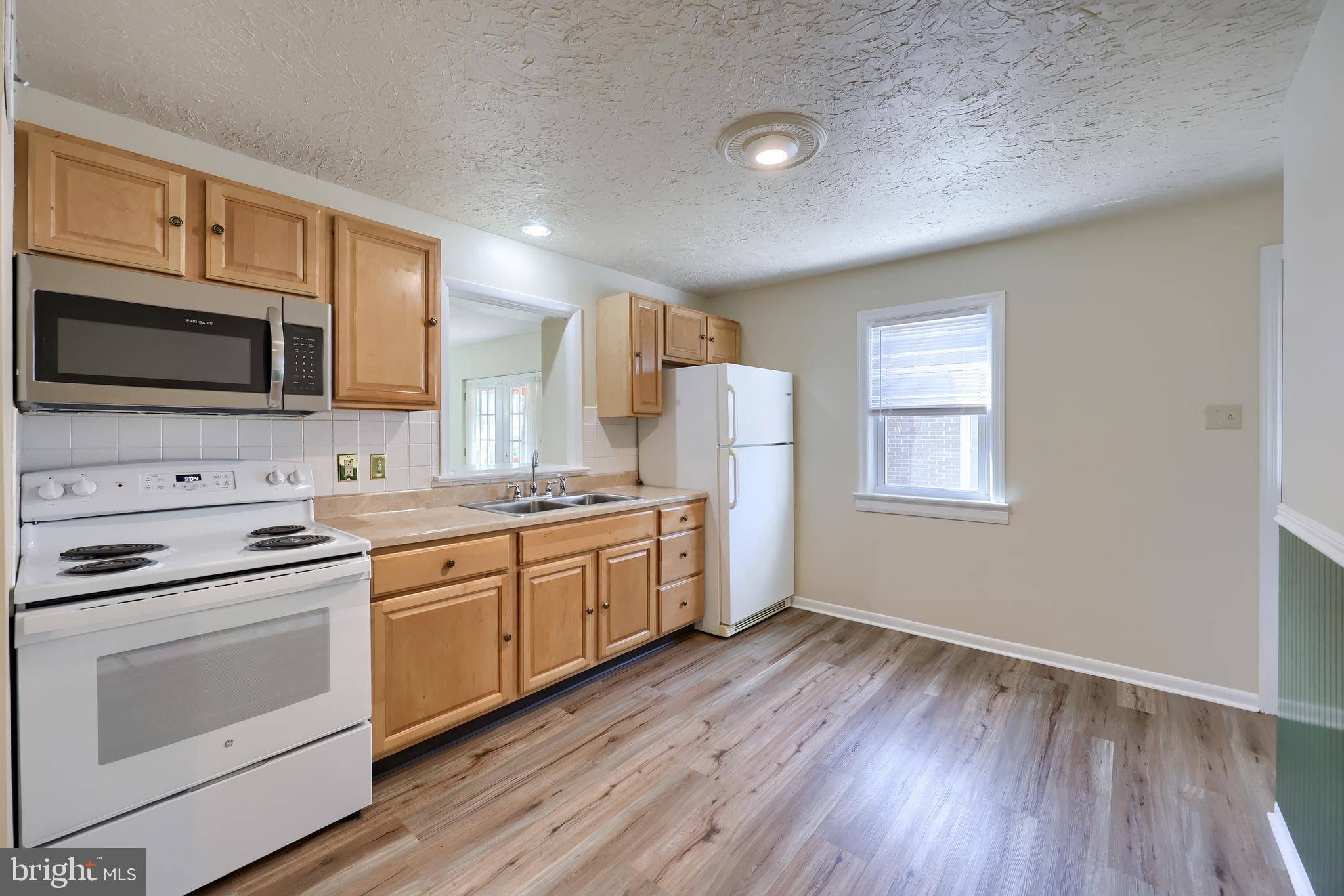 York, PA 17404,221 N WILLIAMS ST