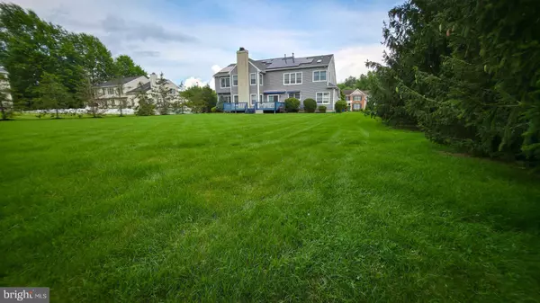 Cranbury, NJ 08512,16 BODINE DR