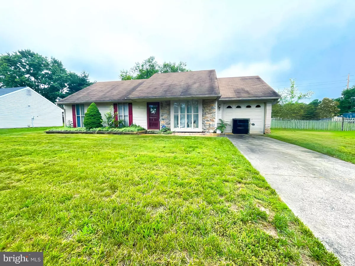 Williamstown, NJ 08094,604 COBBLESTONE DR