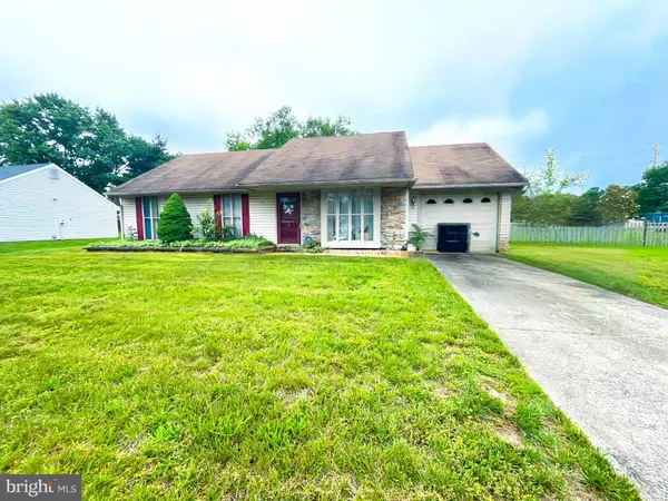 604 COBBLESTONE DR,  Williamstown,  NJ 08094