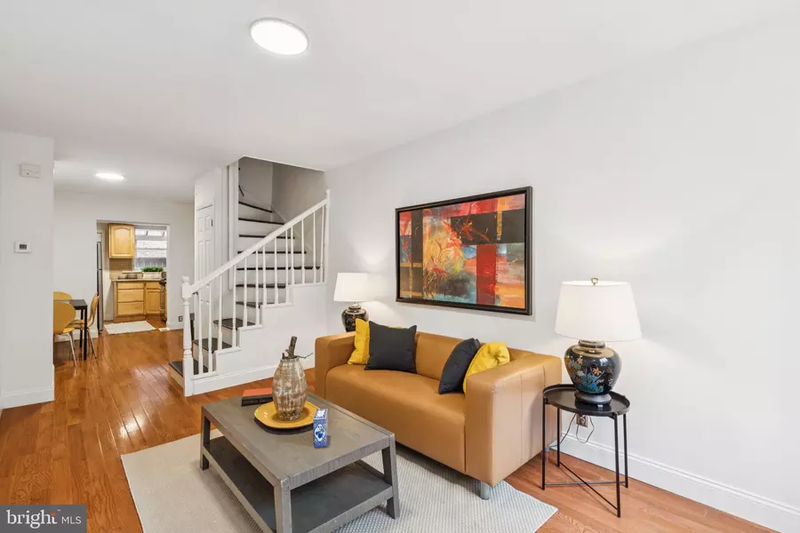 130 CATHARINE ST, Philadelphia, PA 19147