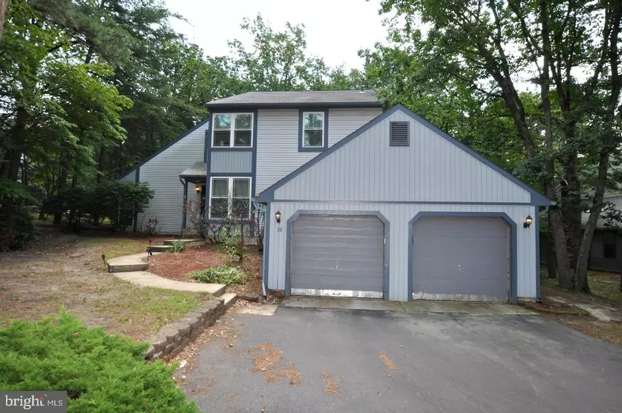 32 TENBY CHASE DR, Voorhees, NJ 08043