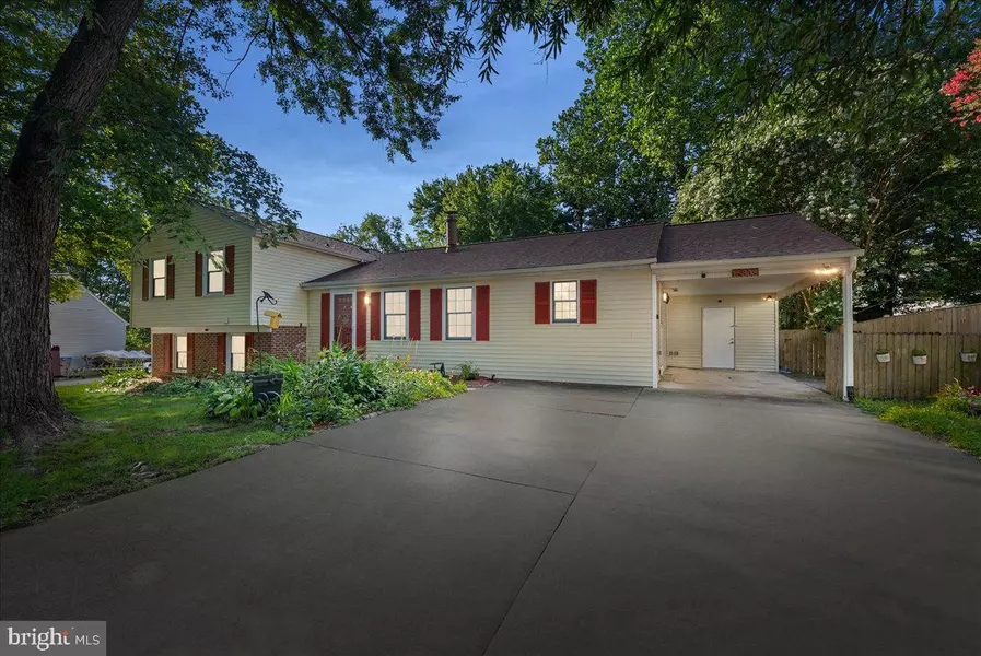 15303 HARMONY HILL CT, Centreville, VA 20120