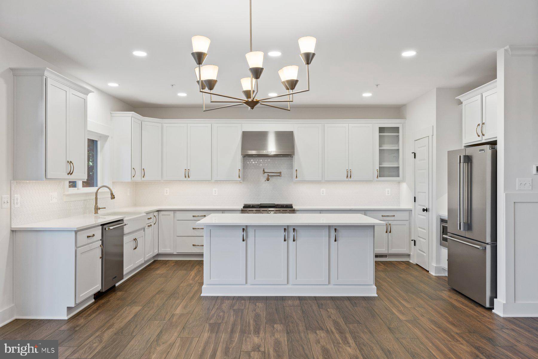 New Market, MD 21774,6804 OAKLEDGE CT