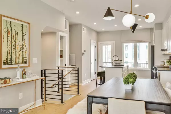 Washington, DC 20001,61 LOWER SERVICE CT NW #THE BEND 863