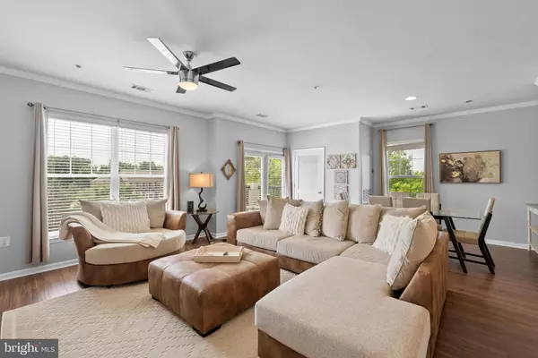 Centreville, VA 20120,5123-H TRAVIS EDWARD WAY #H